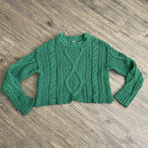 Free People Cutting Edge Cable Knit Sweater Green Cropped Boxy Chunky XSMALL XS - Picture 2 of 6
